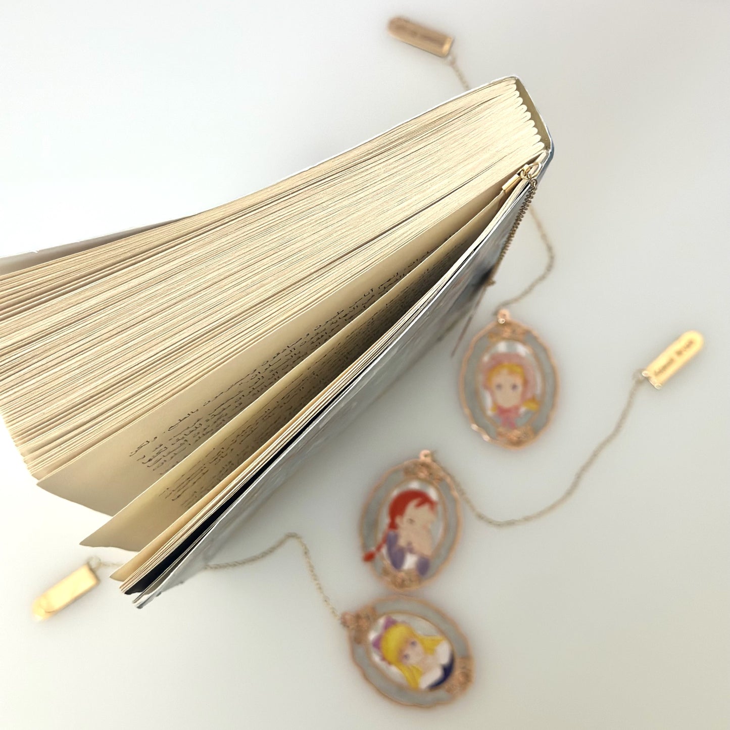 فاصل كتب